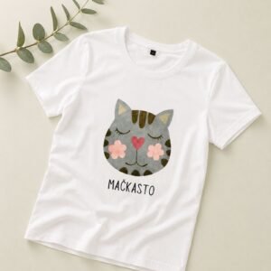 Ženska majica Mačkasto – Poklon za ljubiteljke mačaka sa simpatičnom sivom mačkom, srcem i cvetnim detaljima – macketinashop