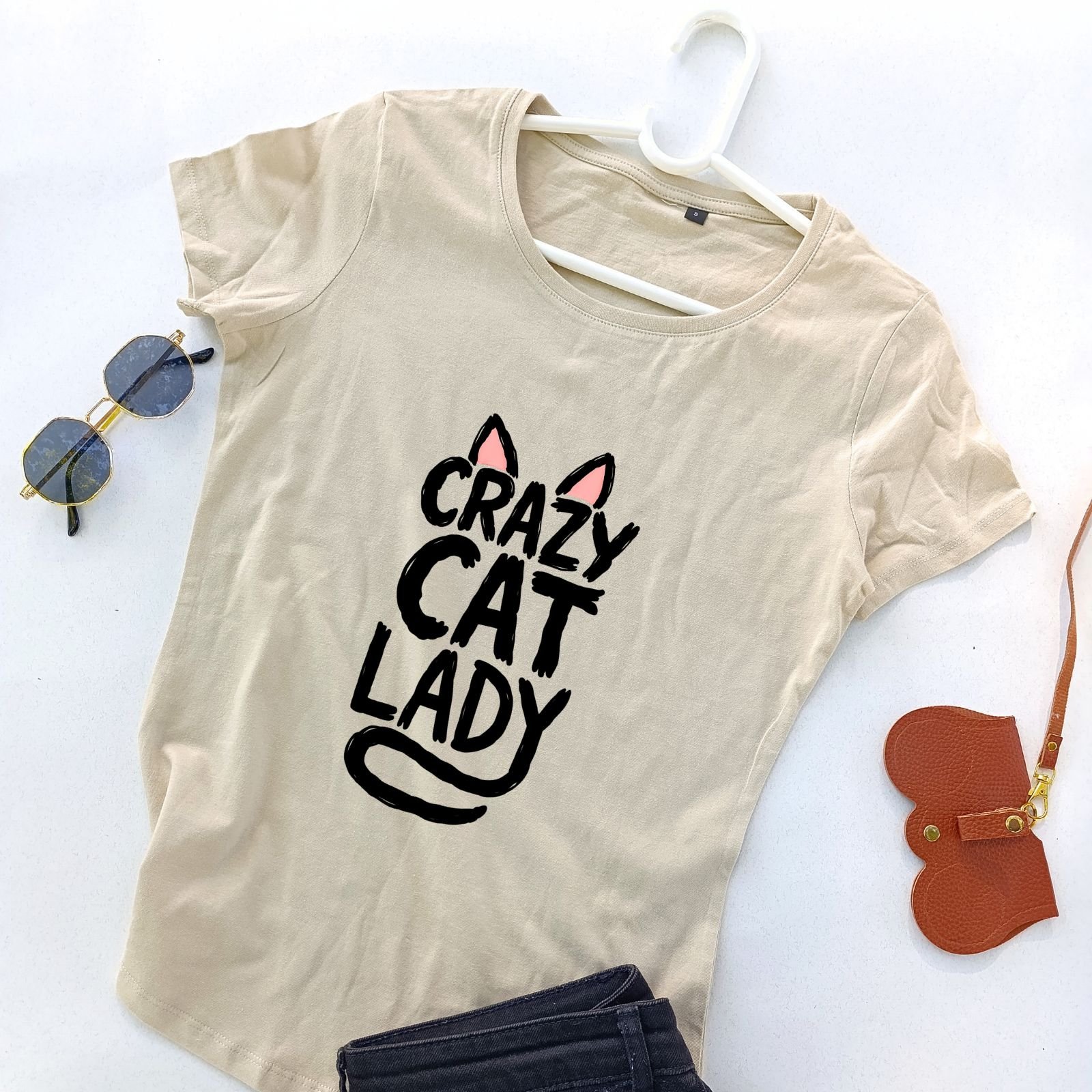 bež ženska majica crazy cat lady