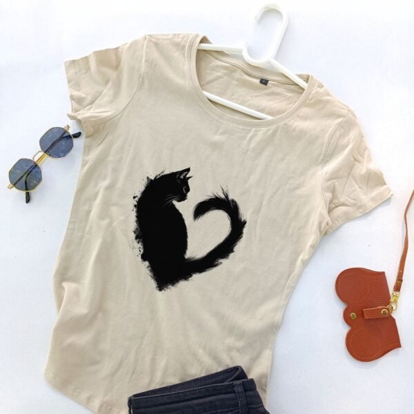 bež ženska majica tiha mačija senka