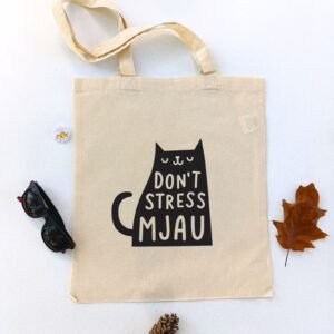 Ceger Don’t Stress Mjau sa ilustracijom crne mačke i natpisom koji poručuje mir i opuštenost. Originalan poklon za ljubitelje mačaka i minimalizma.