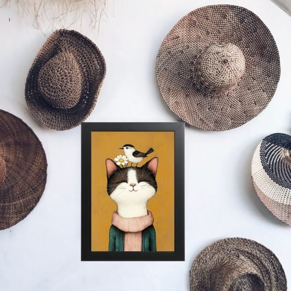 Mačka poster sa pticom na glavi u crnom ramu – zidna dekoracija – Mačketinashop