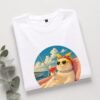 Ženska majica Kraljica Plaže sa ilustracijom bele mačke na jahti uz more, letnja majica za ljubiteljke mačaka